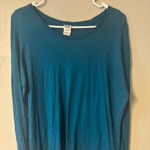 Victoria Secret Pink Long Sleeve Shirt size  SM